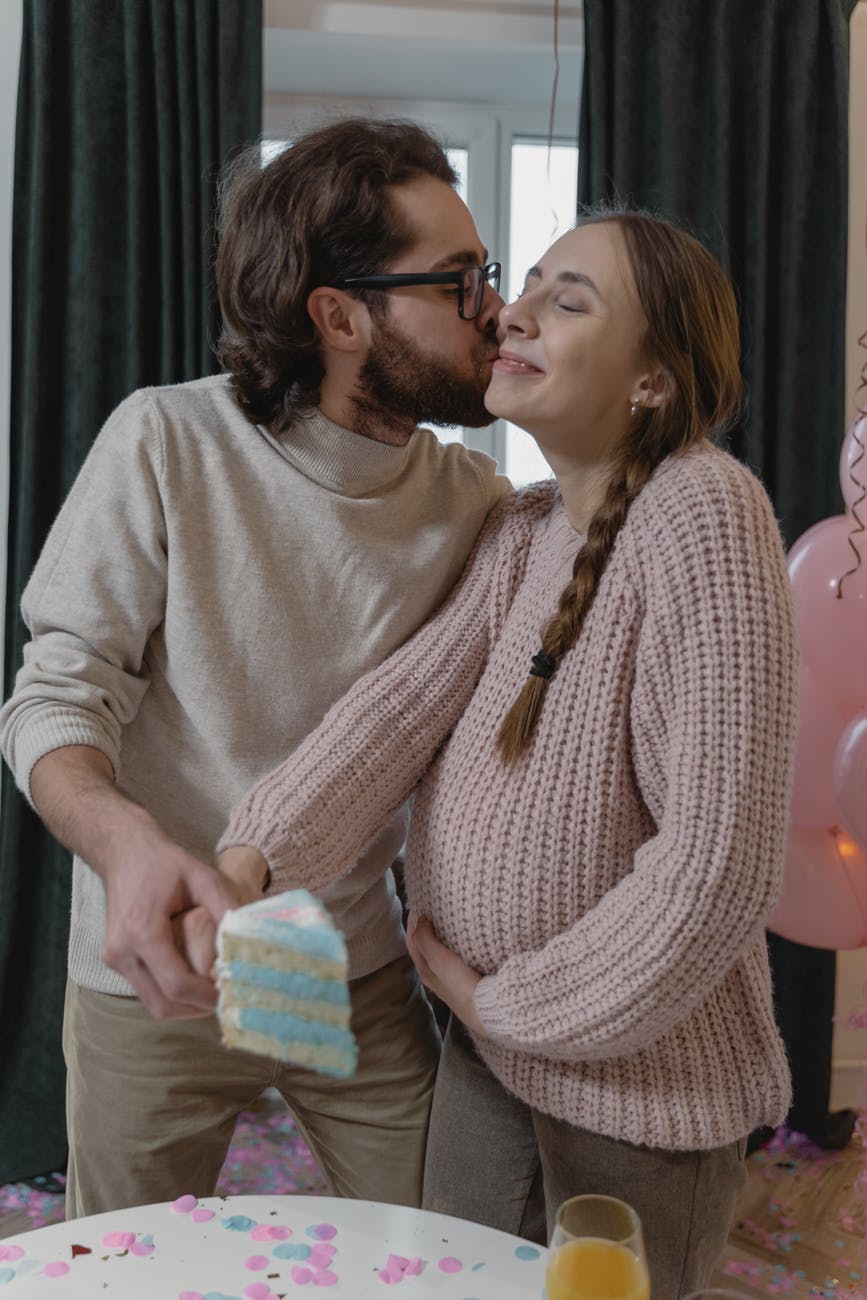 cake for gender reveal