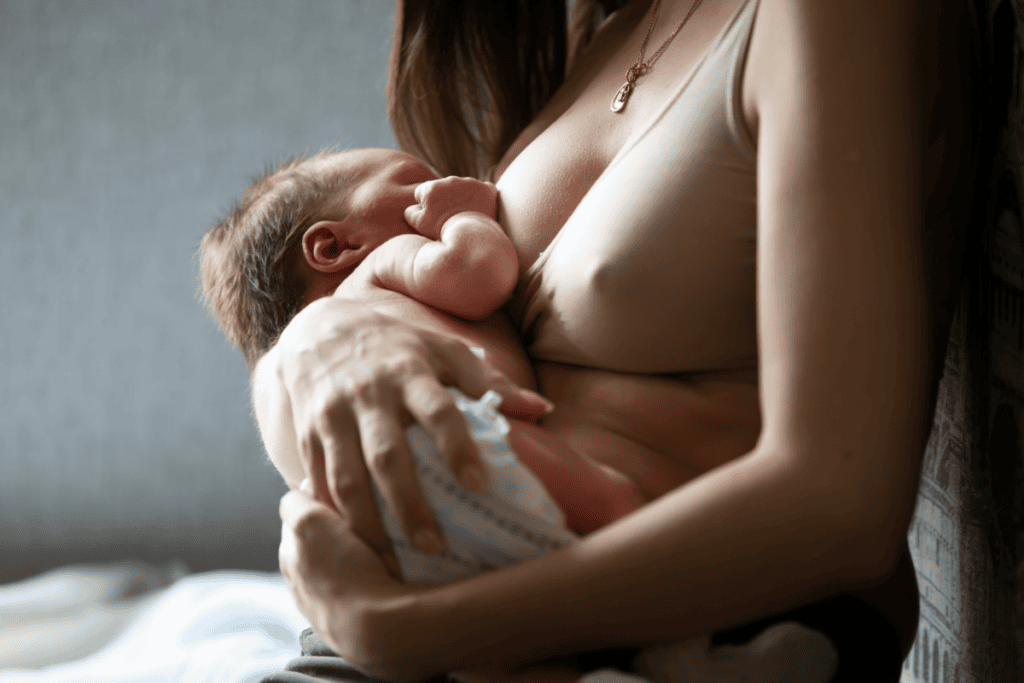 Breastfeeding baby. Prepare for breastfeeding